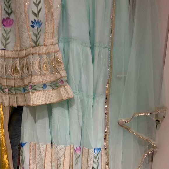 Brand new designs in Sharara suits - Picture 14 of 16